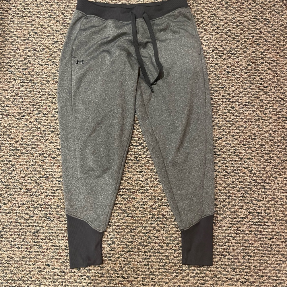 Under Armour women’s jogger sweatpants